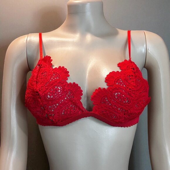 Red Women Red Lace Floral Bralette - Picture 1 of 5